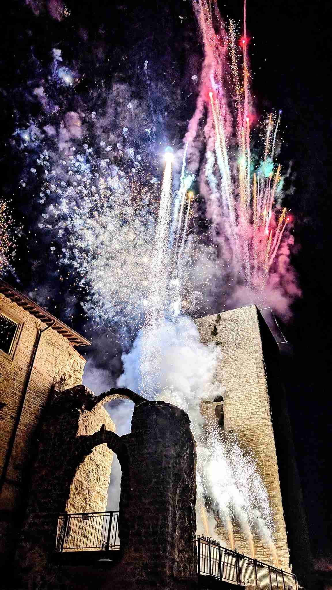 Medieval shows at the Palio della Mannaja in Pietralunga