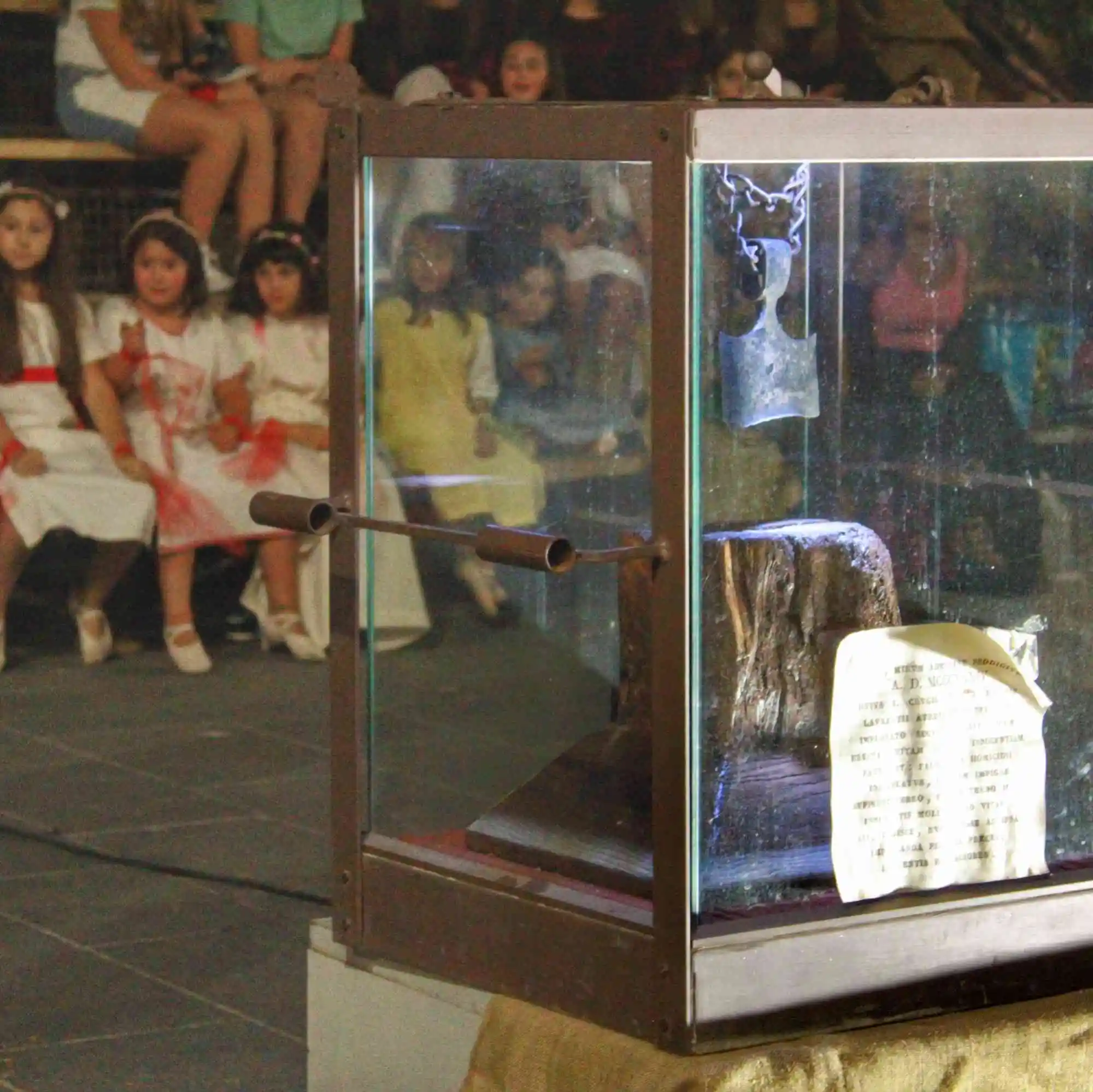 The mannaja — the instrument of the 1334 miracle, symbol of the Palio di Pietralunga